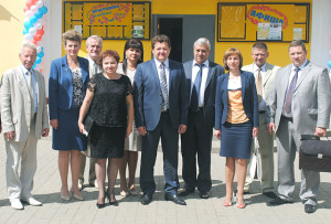 Верхнедвинская делегация с партнёрами из соседних стран в Волоколамске. В центре - И. И. Маркович.