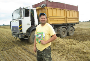С. Гапанович - лидер на отвозке зерна.