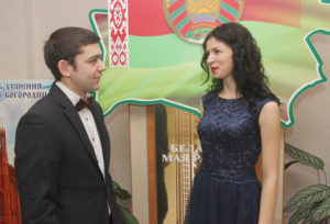 Молодые специалисты - учителя Верхнедвинской гимназии Григорий Корепанов и Светлана Ясинская.