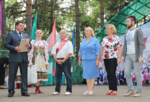 І. І. Марковіч падзякаваў за працу і вернасць прафесіі дынастыі Самадумскіх.